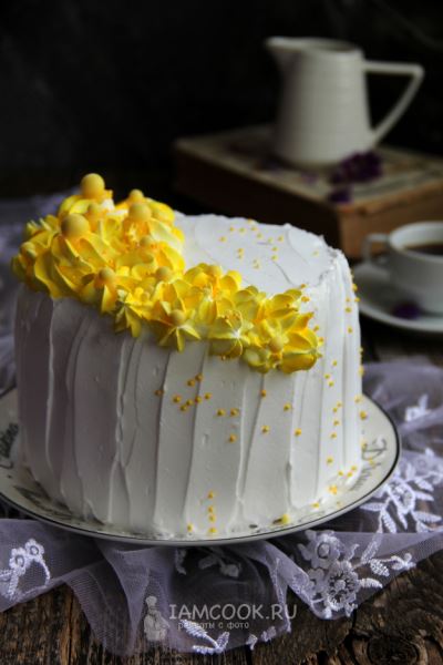 Маковый торт с лимонным курдом и безе