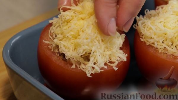 Помидоры, фаршированные тунцом, яйцом и сыром